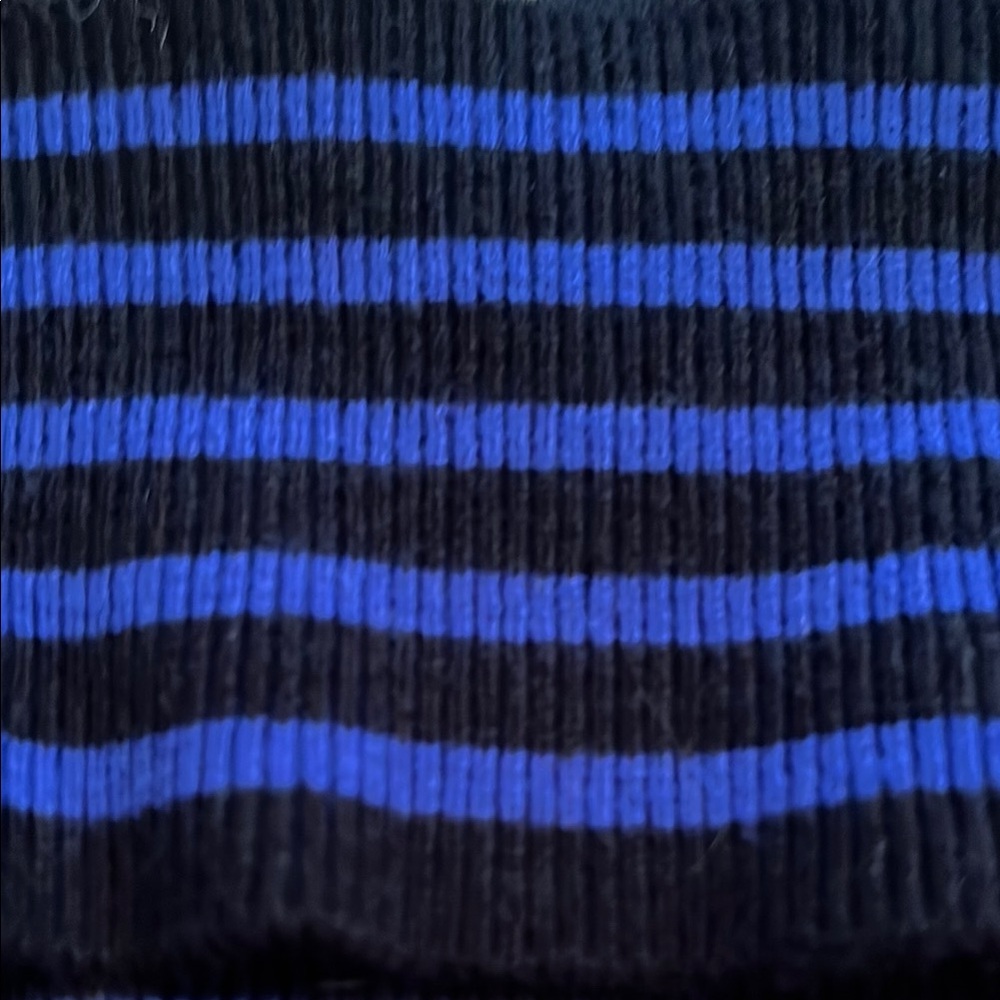 Versace Black & White Geometric Cropped Crewneck Sweater with Blue Trim - Picture 3 of 5